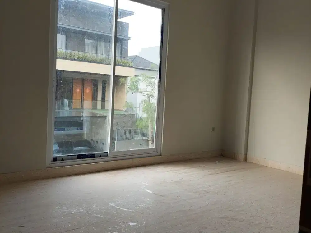 Dijual Rumah 2 Lantai di Serenade Golf Island