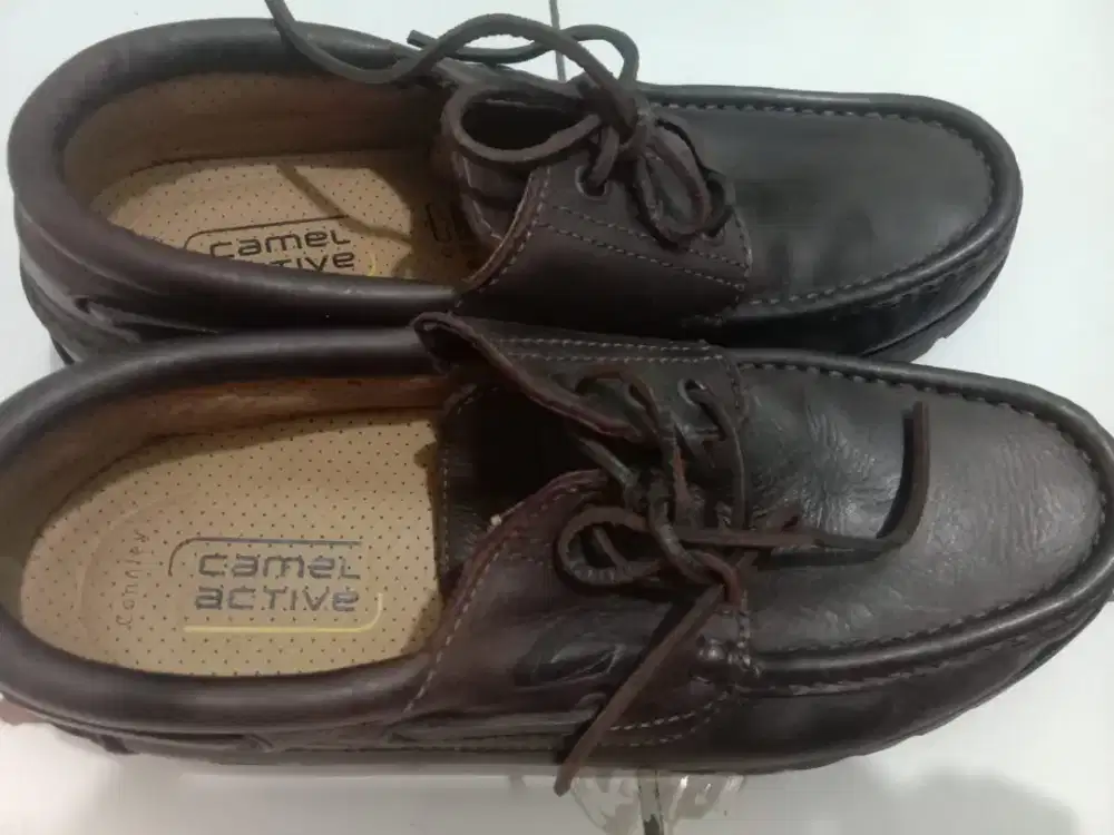 Sepatu kulit CAMEL ACKTIVE