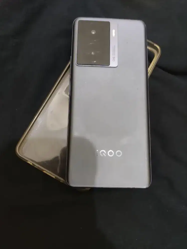 Vivo Iqoo Z7 8/128 Fullset