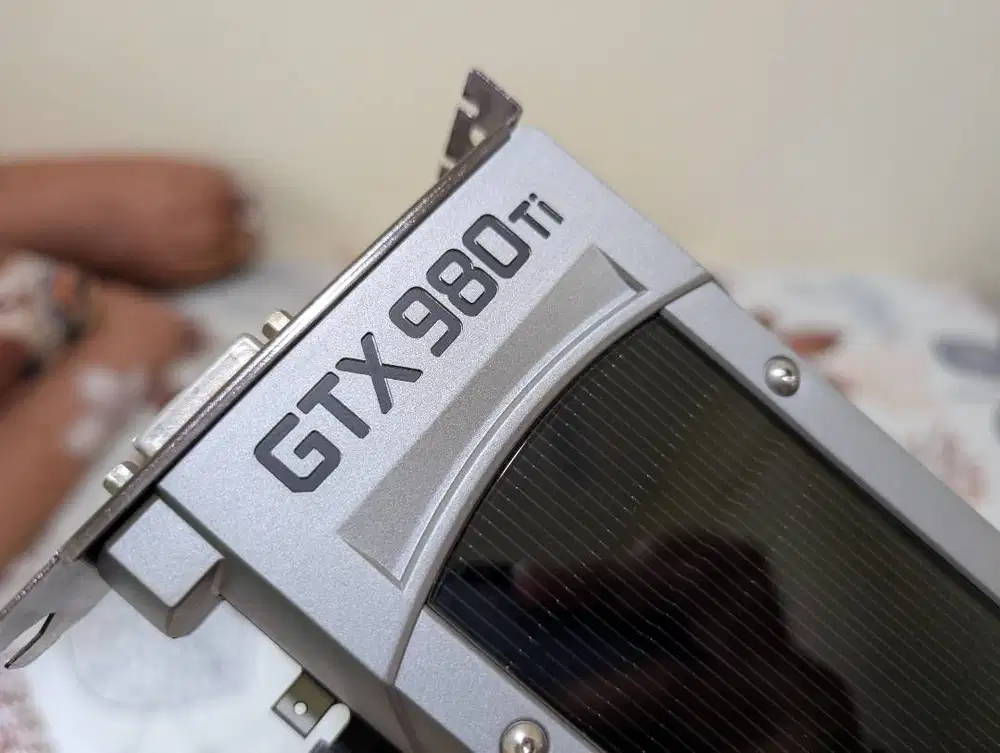 Nvidia GTX 980 Ti Founders Edition Like New