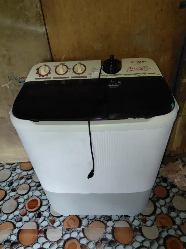 Mesin cuci sharp 7 kg kondisi normal  baik 100% no minus