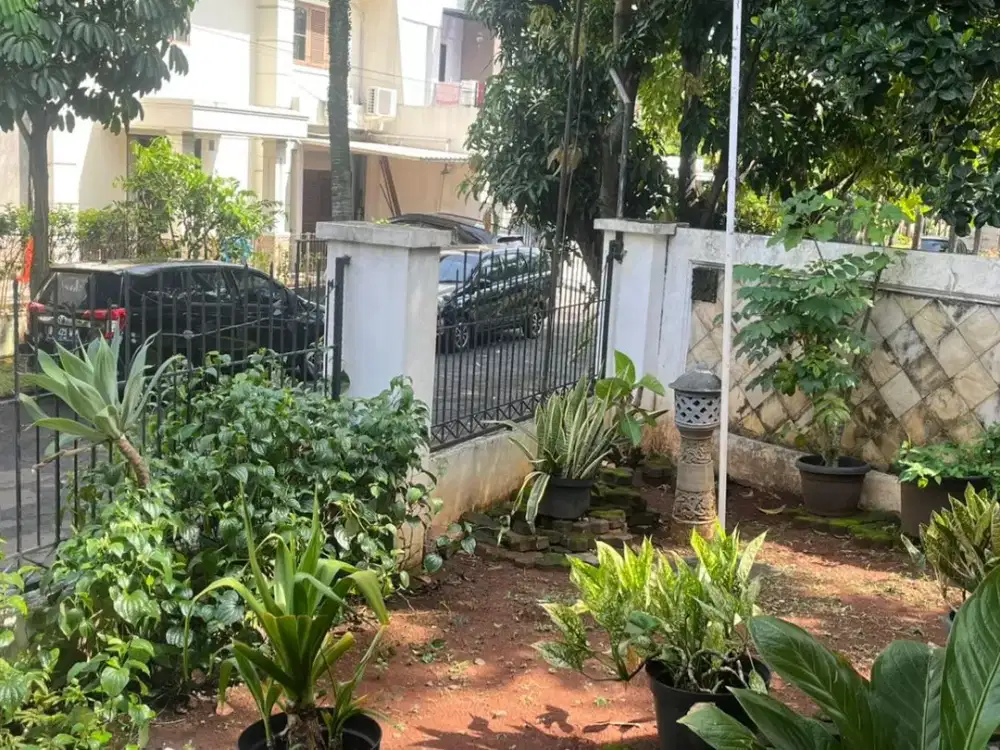 Dijual Rumah Siap Huni di Bintaro Sektor 9 -el