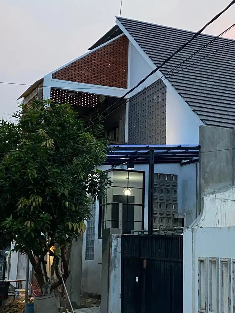 Rumah bangunan baru di komplek lama komplek AURI jatisari bebas banji