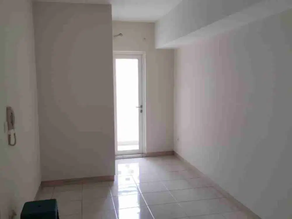 Springlake Apartemen Summarecon Bekasi 2BR Unfurnish Siap Huni AC Ready