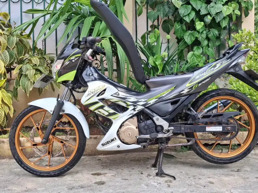 Wts satria fu150 2013 barong putih abu2