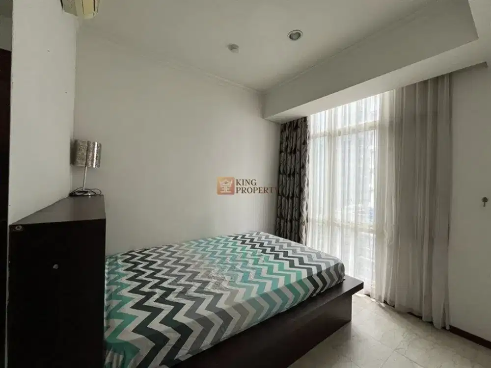 Disewa 3BR Royal Mediterania Garden Residence – Elegant Interior, Pool View, Private Lift