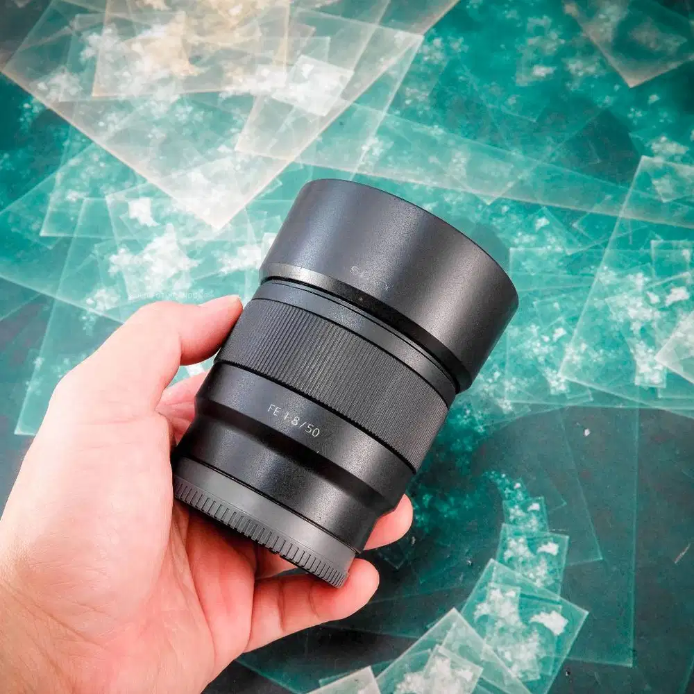 Lensa Sony FE 50mm F1.8. Fullset.