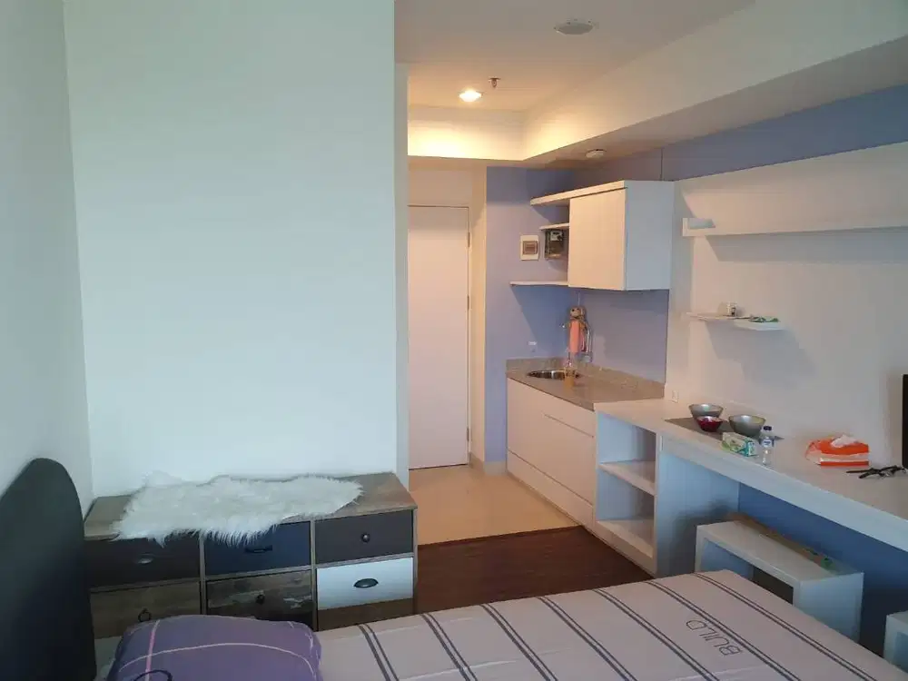 Jual/Sewa Apartemen Grand Kamala Lagoon Emerald Tower Lantai 10