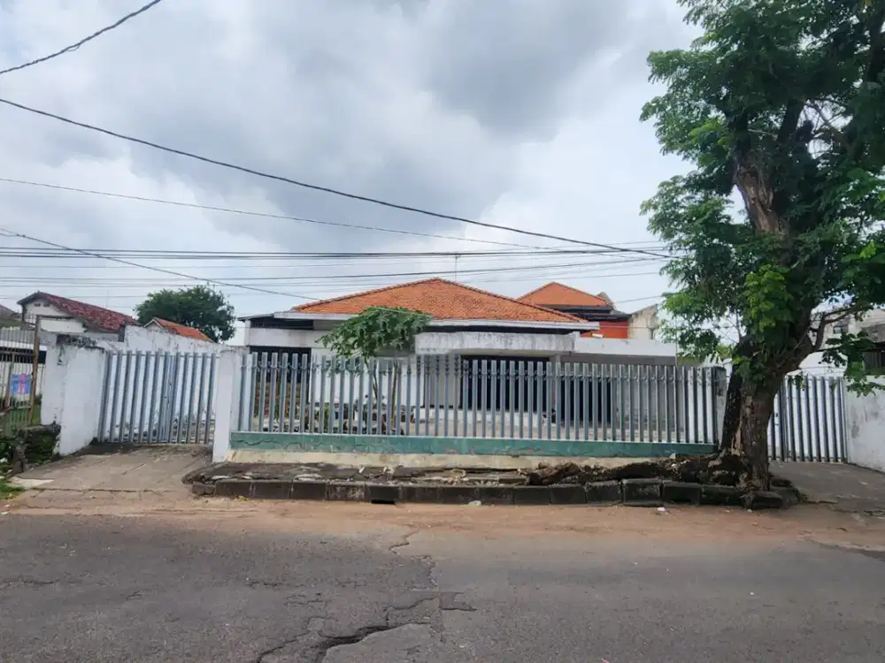 DIJUAL RUMAH PUSAT KOTA SURABAYA