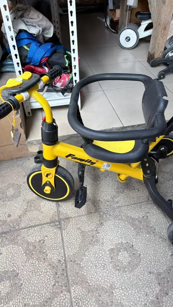 Sepeda family f 703 max