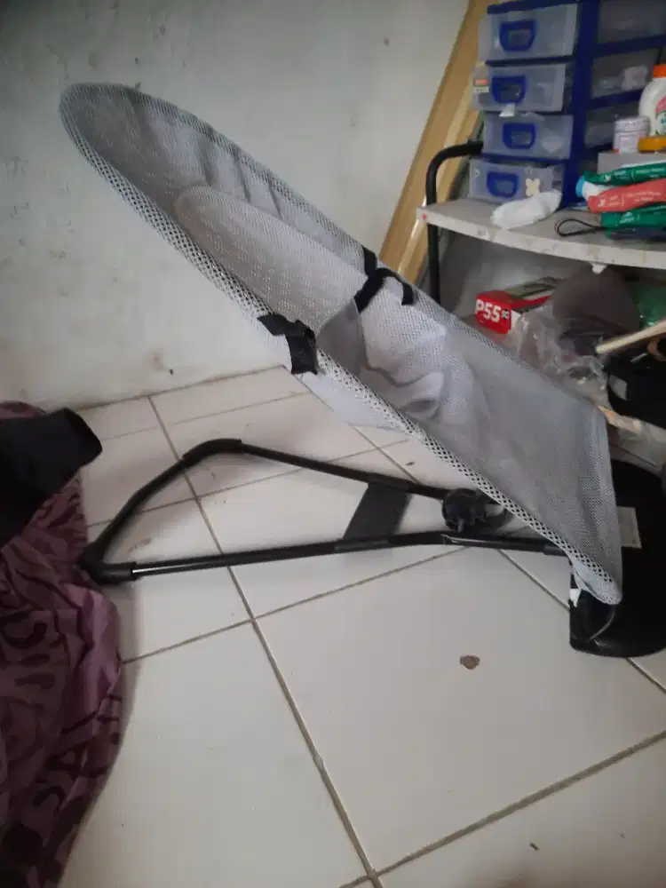 Bouncer bayi kursi senderan bayi