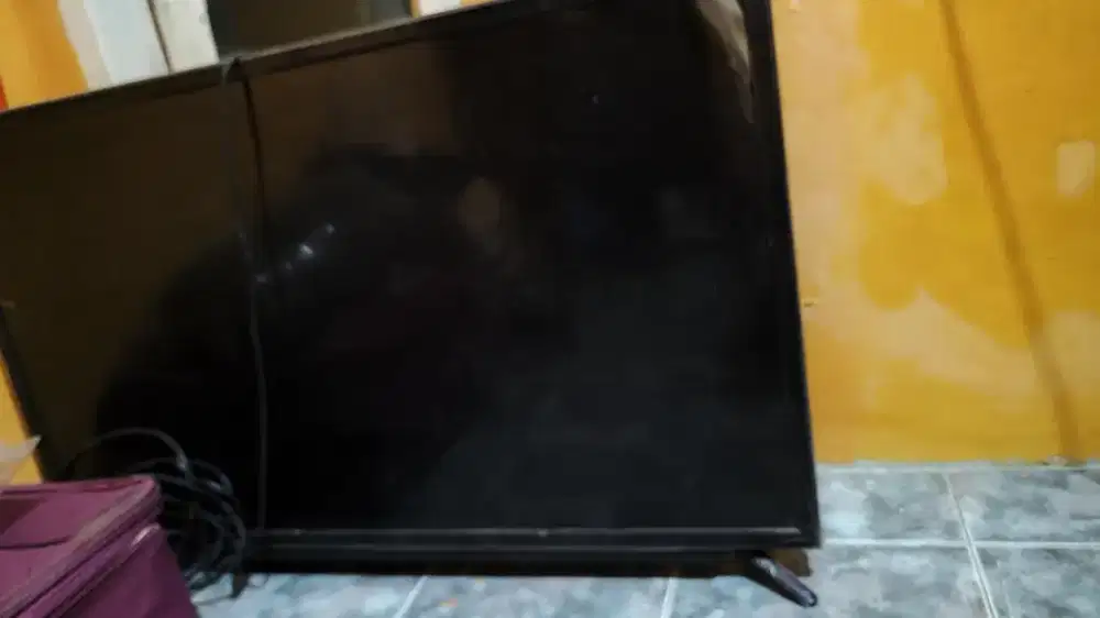 TV android layar lebar