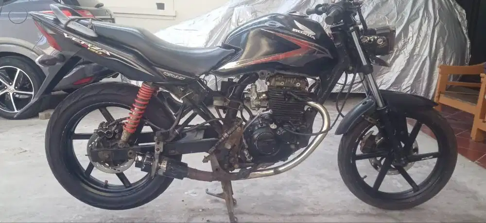 Suzuki Thunder 2008
