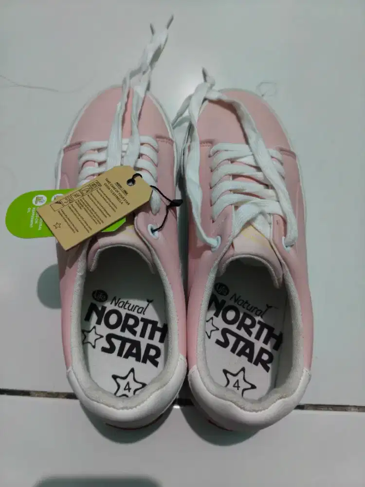 Sepatu Perempuan