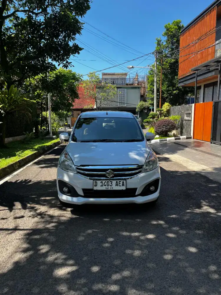 SUZUKI ERTIGA GL MT 2015