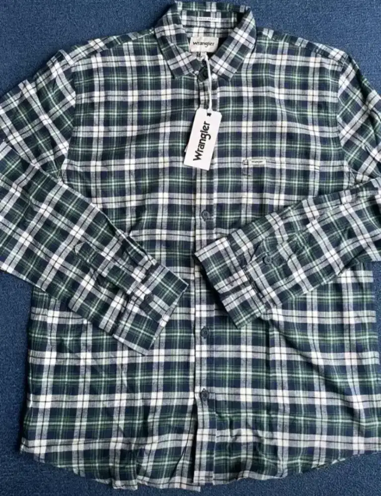 Kemeja flanel unisex