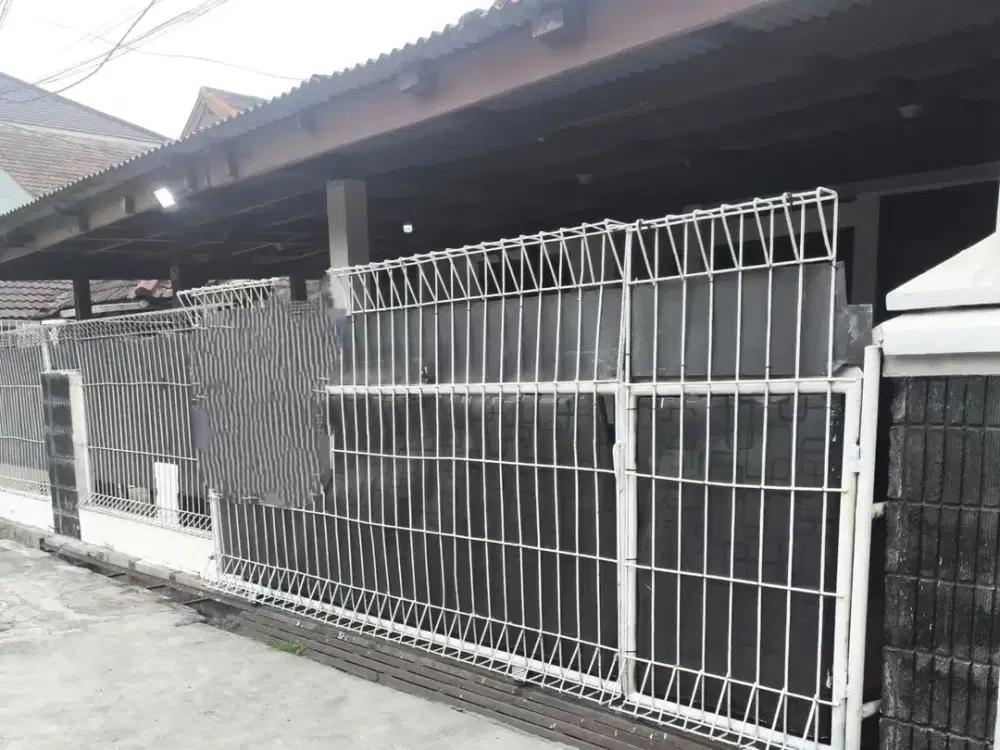 Sewa Rumah Luas di Antapani Komplek Pratista Sayap Sukanagara Lokasi Strategis | SW025