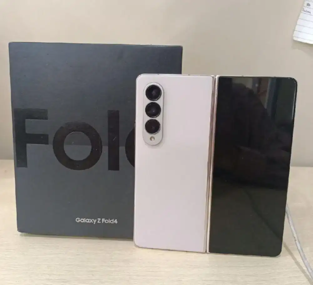 Samsung Galaxy Z Fold4 Ram 12Gb/512Gb lengkap