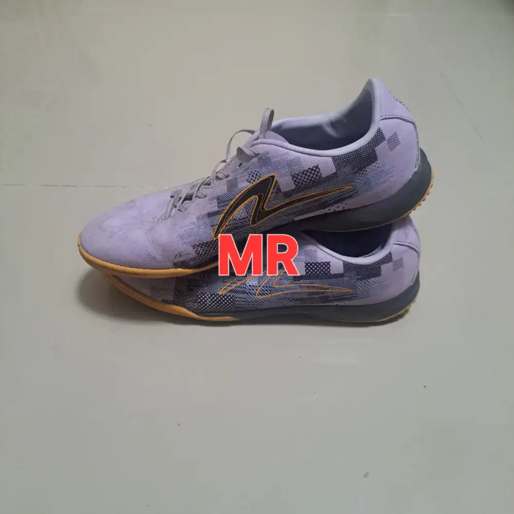 SEPATU FUTSAL SPECS SPEEDBLAZE