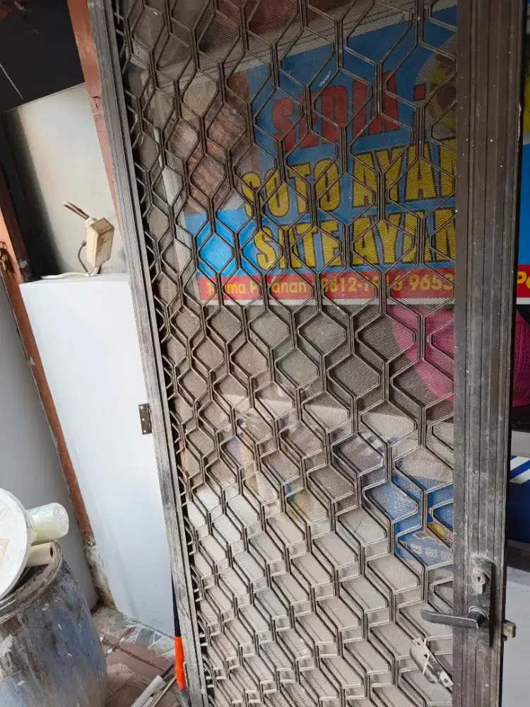 Pintu alumunium