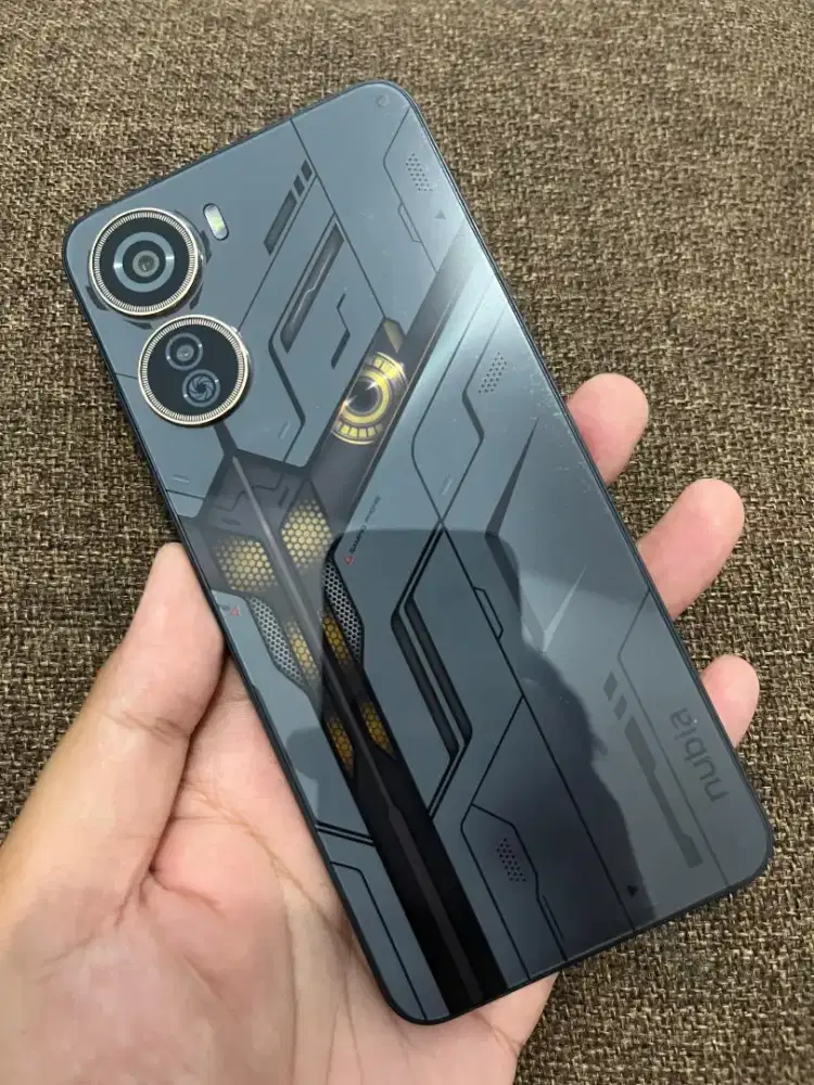 Nubia neo 5g ram 8+10 / 256 gb dual sim batangan normal