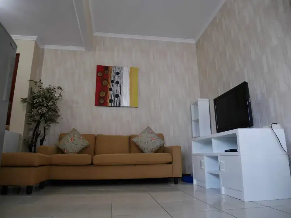 Dijual Apartement Sudirman Park 2BR Full Furnished View Kolam Renang