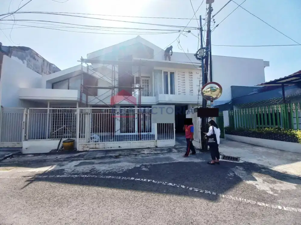 Rumah Strategis Belakang RST Soepraoen Sukun Dekat Alun-Alun Malang