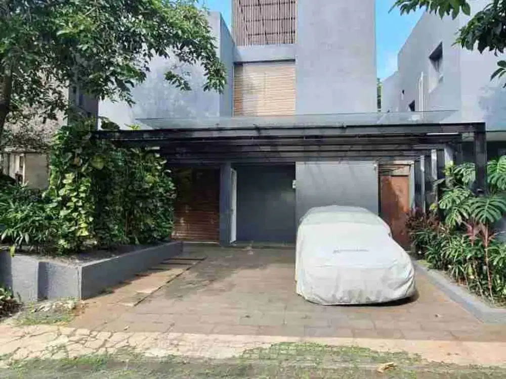 Rumah siap huni lokasi strategis di Pesanggrahan