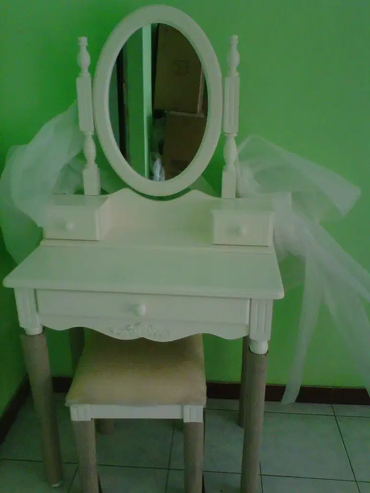 meja rias merk uni home