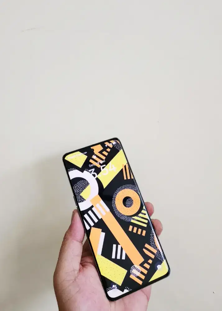 Oppo Reno 8T 5H Metalik White resmi