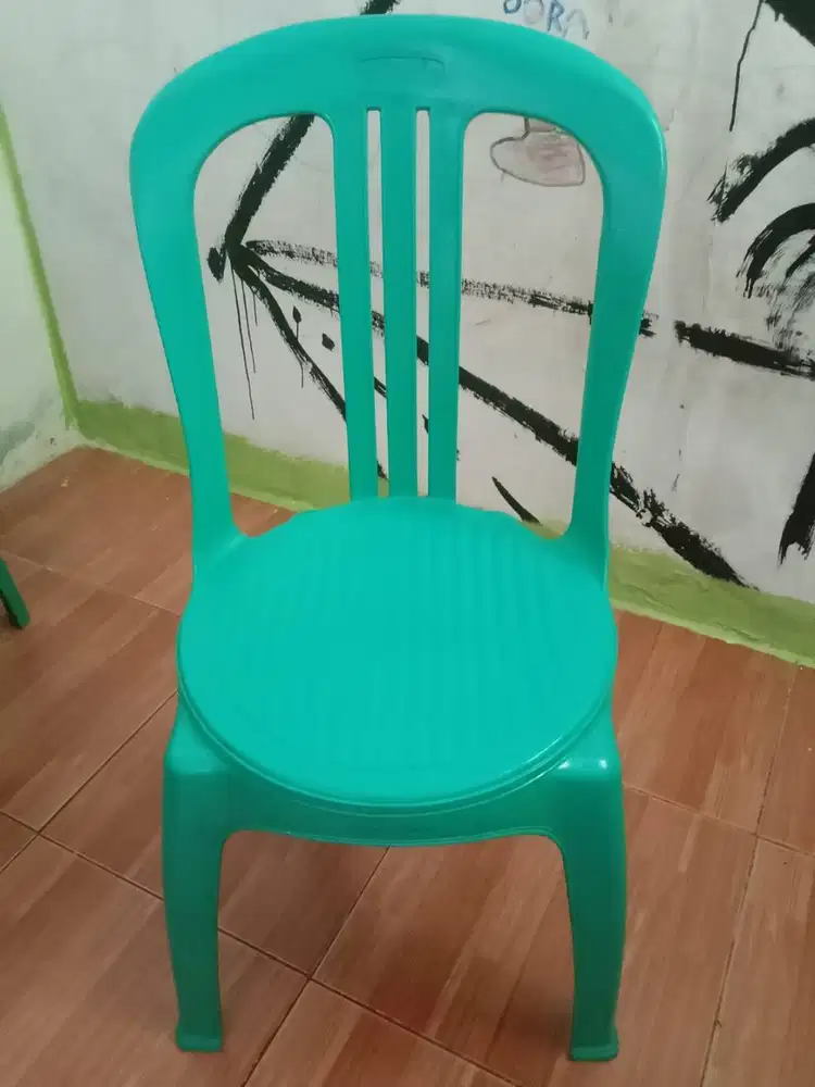 Kursi Napolly Kuat