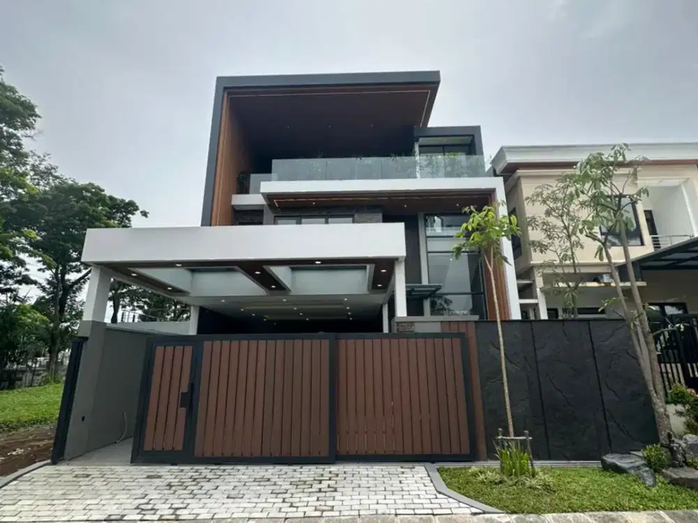 Rumah Citraland Minimalis 3 Lantai Private Lift SHM Murah