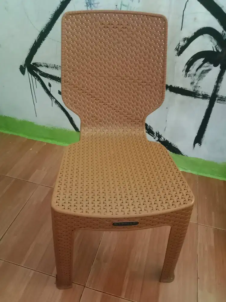 Kursi Napolly Kuat