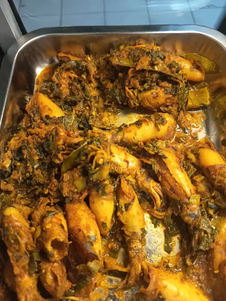butuh 1 pegawai kantin makanan