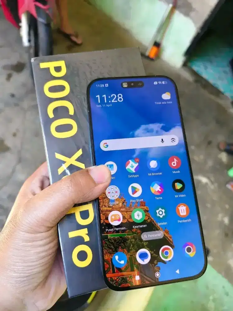 POCO X8 PRO DAN PROMAX
