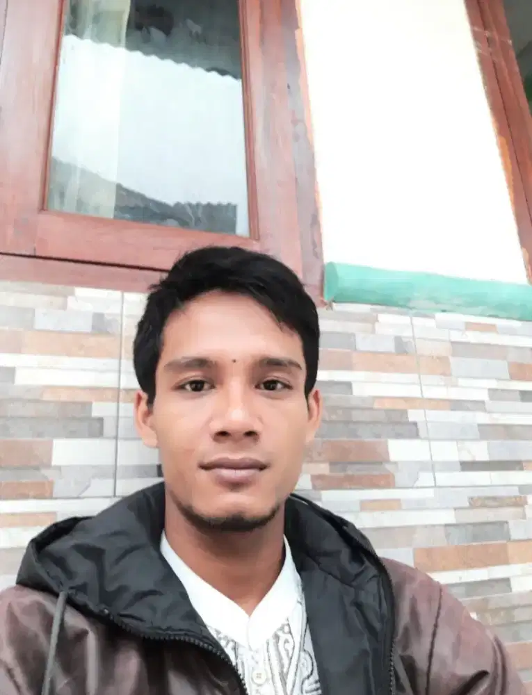 Cari pekerjaan apa saja, lulusan SMK bisa nyupir dan punya sim A dan C