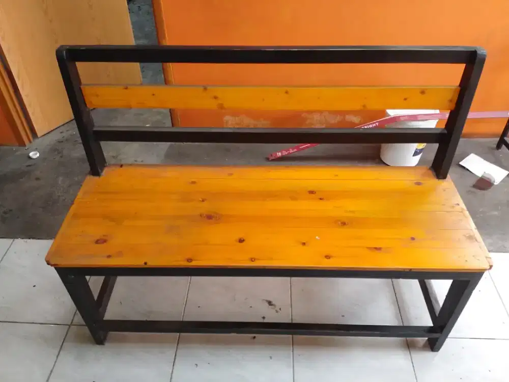 Dijual Kursi dan meja cafe