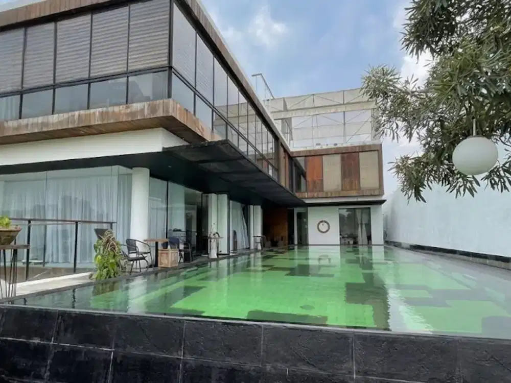 Rumah Mewah KBP Private Pool View Danau Fully Furnished