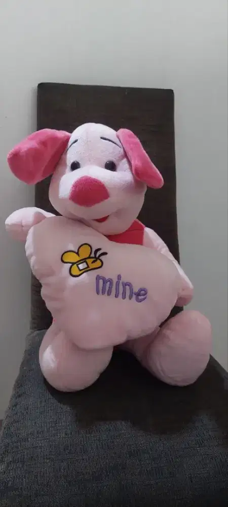 CUCI GUDANG BONEKA PIGLET