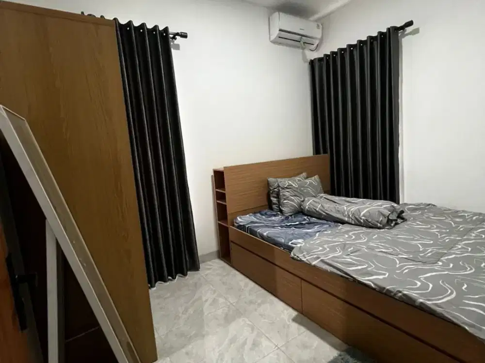 FULL FURNISHED! Rumah Siap Huni Pinggir Jalan Utama Cluster Turangga Dekat TSM