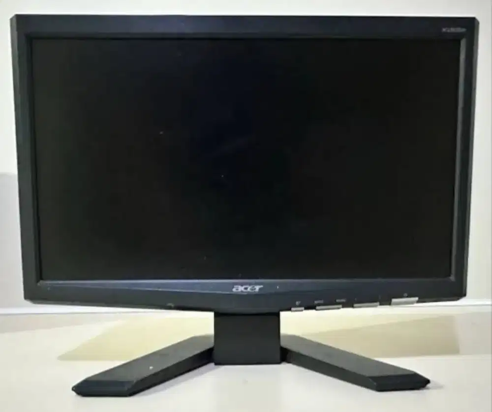 Led monitor ACER ( 16inci).