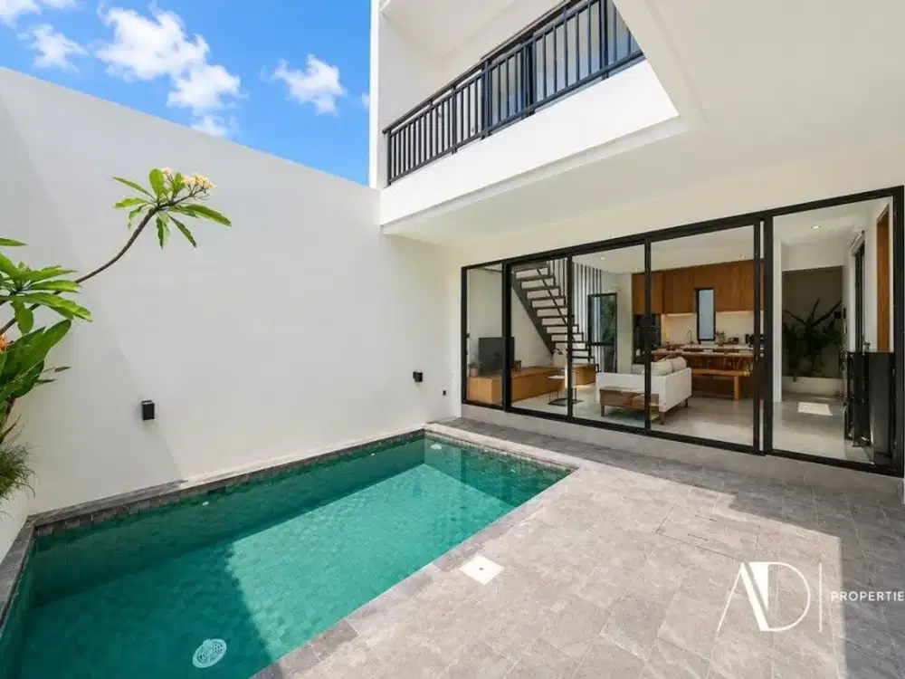 FREEHOLD | MODERN 3-BEDROOM VILLA WITH ROOFTOP RICE FIELD VIEWS - CANGGU - Thumbnail 2