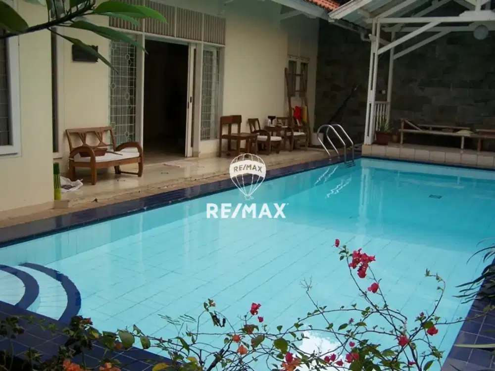 Rumah Disewakan Bisa Untuk Kantor Daerah Cipete Antasari Jaksel Dengan Private Pool