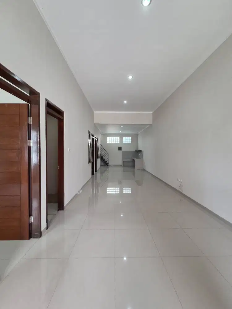 Rumah Minimalis Terawat Siap Huni Strategis Taman Kopo Indah 2 Bandung