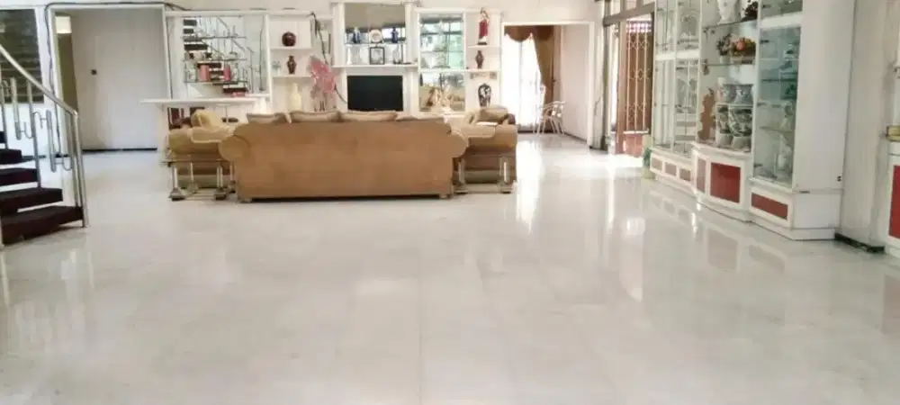 RUMAH MEWAH LUAS PUSAT SURABAYA MANYAR DEKAT MERR ITS UNAIR NGAGEL