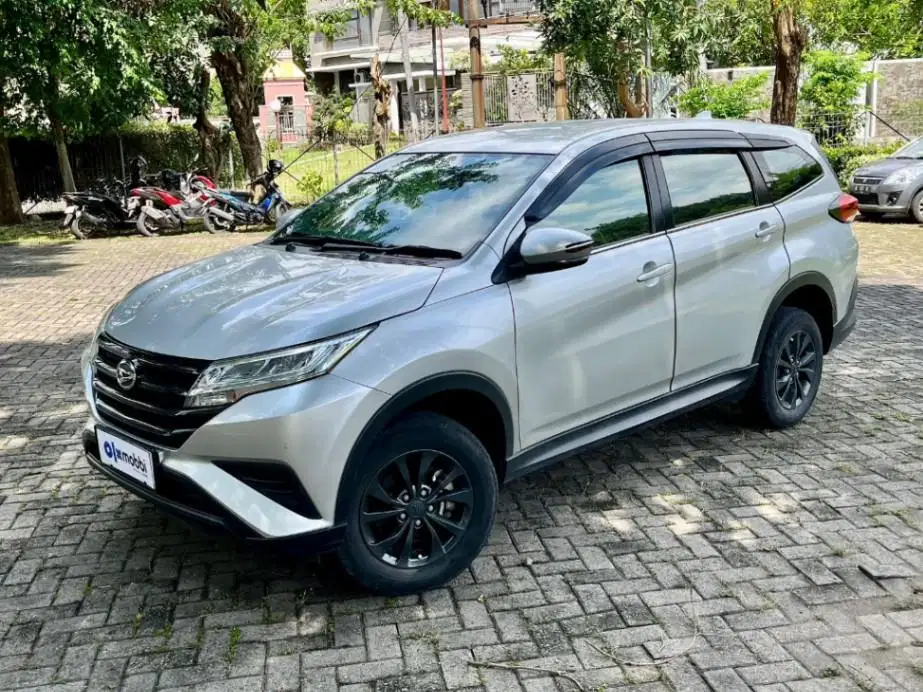 Pajak Panjang Daihatsu Terios 1.5 X Bensin-AT 2022 Silver LCAG