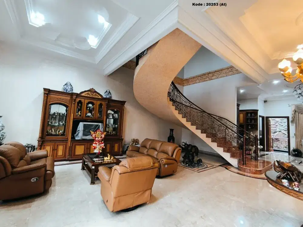 Dijual rumah rajawali selatan, luas 572,78 m2,jakarta Pusat