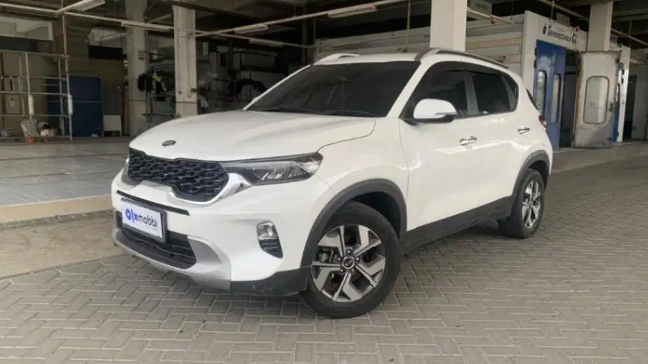 LOW DP Kia Sonet 1.5 Smart 7 Seater Bensin-AT 2021 NZQ