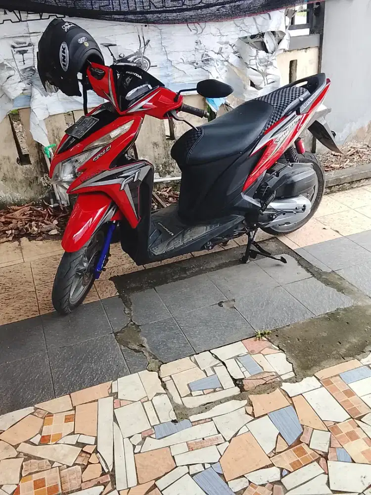 Di jual santai Vario CBS Kzr 125 tahun 2013