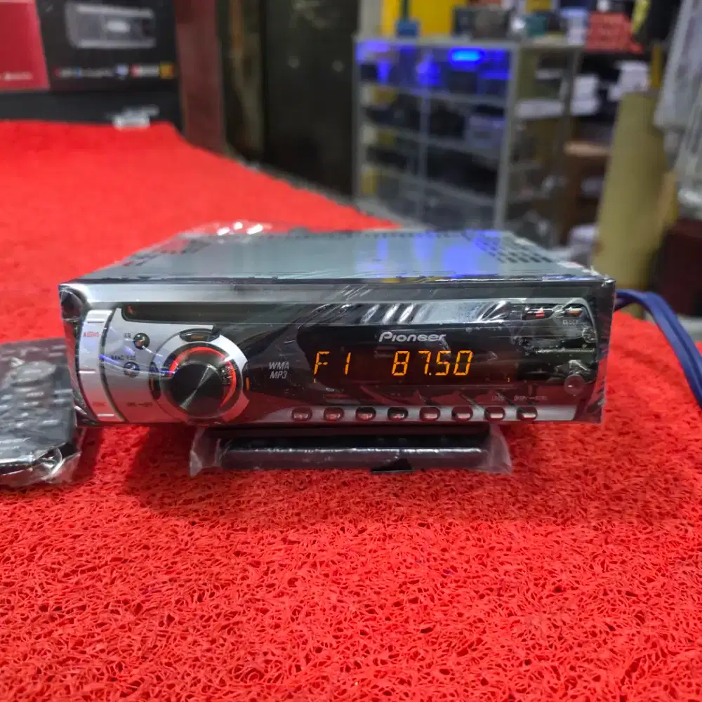 Head Unit Single Din Pioneer DEH-3087zy CD sudah dipasang Bluetooth